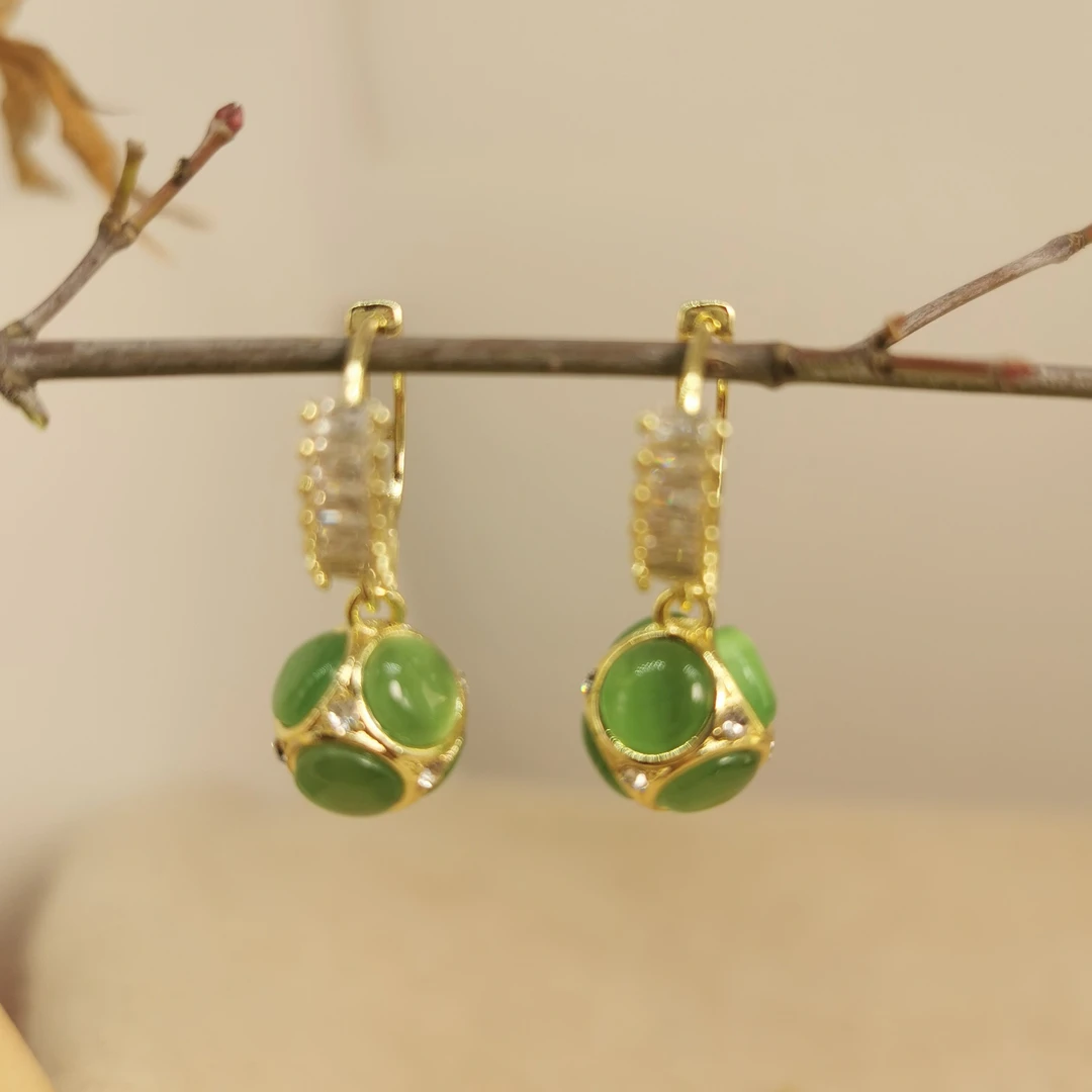 铜合金琉璃耳饰 春色绿意珠 时尚耳饰气质百搭绿色复古简约