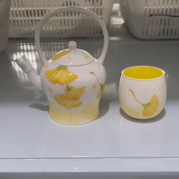 两件套哈哈哈哈哈