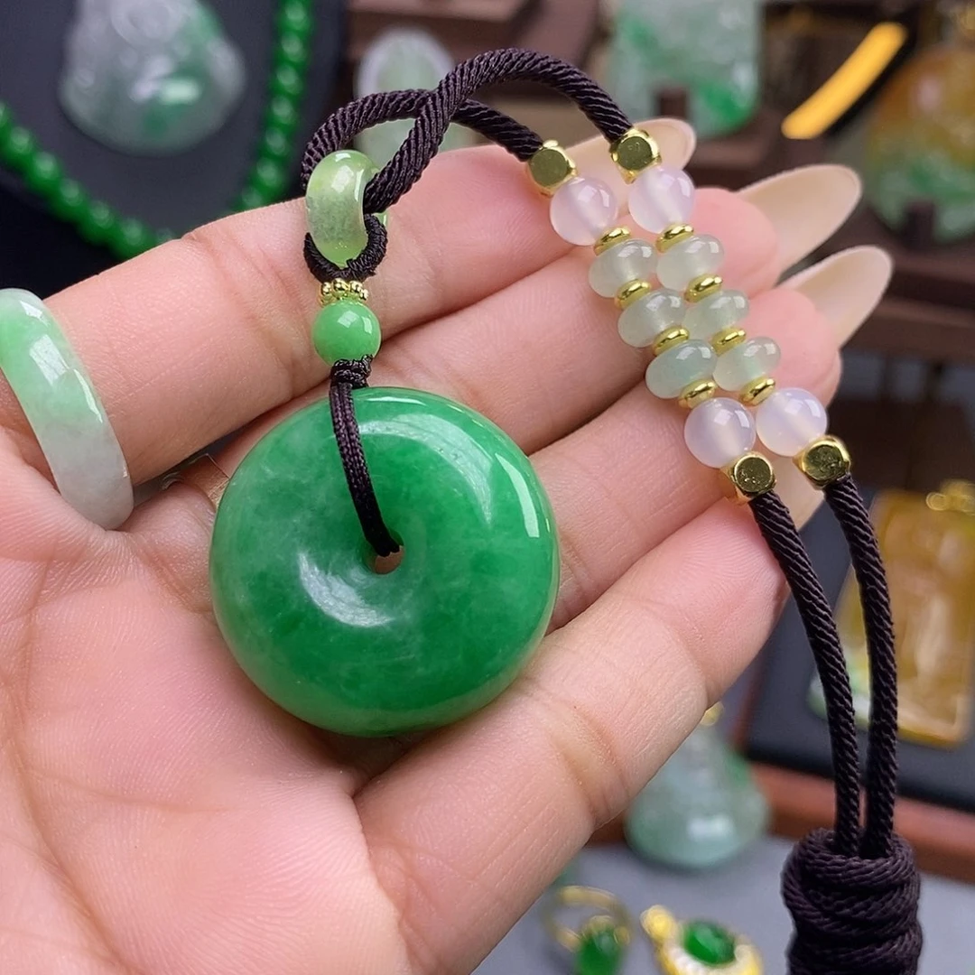 吊坠(赠链)未镶嵌翡翠