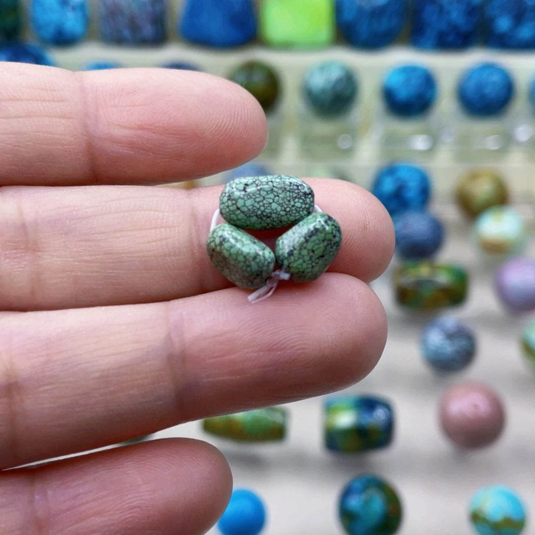 未镶嵌绿松石颈饰