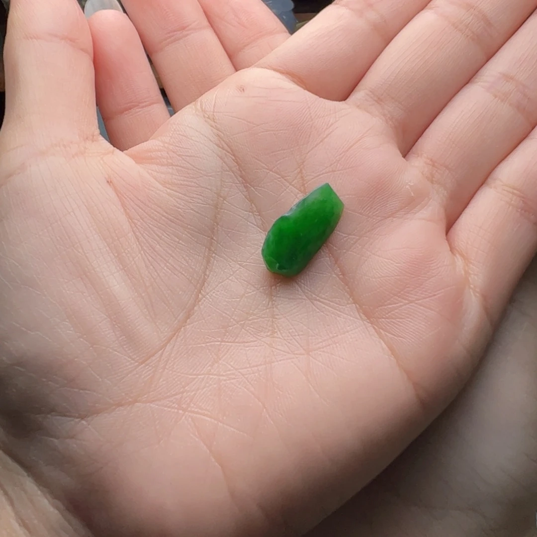 未镶嵌定制翡翠不包工