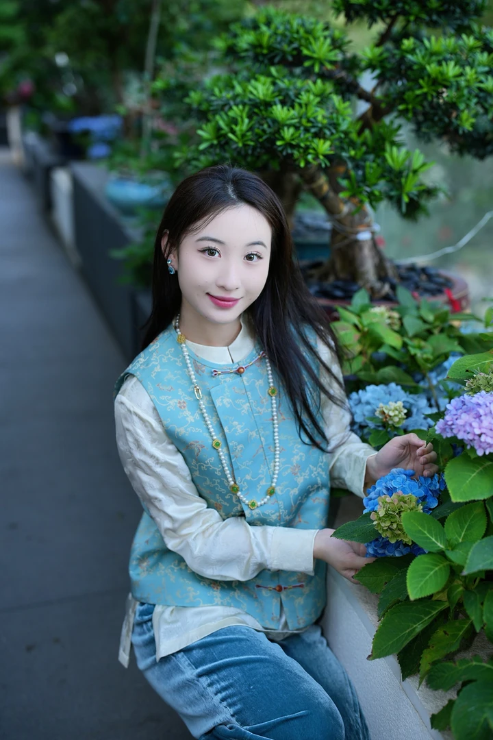 蓝大【 怡茵】桑蚕丝新中式马甲6396