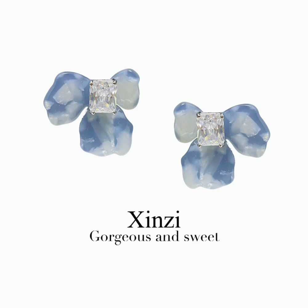铜合金合成锆石耳饰 天蓝色鸢尾花方糖轻奢耳环可拆卸DIY一款多戴