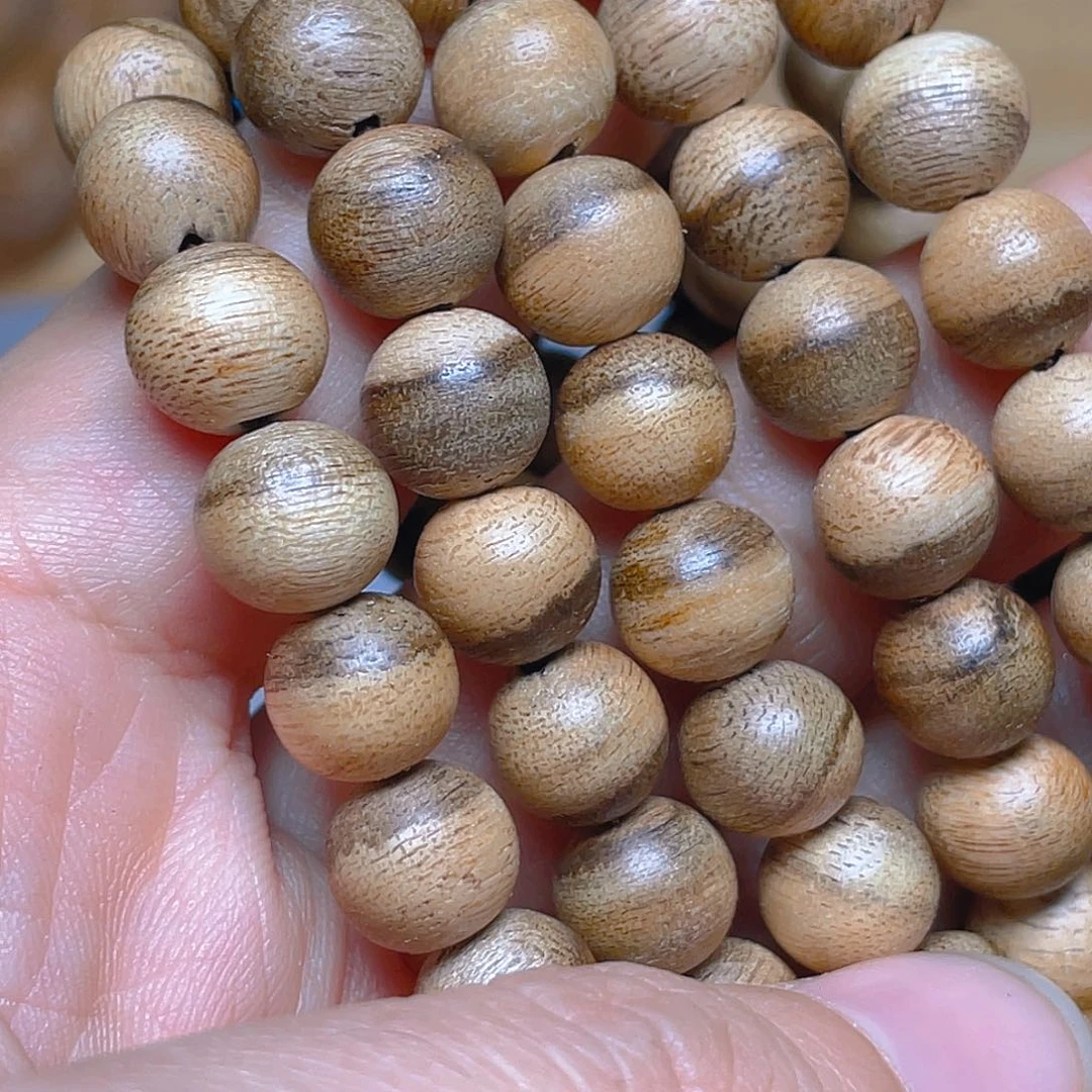 宇***敌沉香达拉干多圈手串108颗18.7克