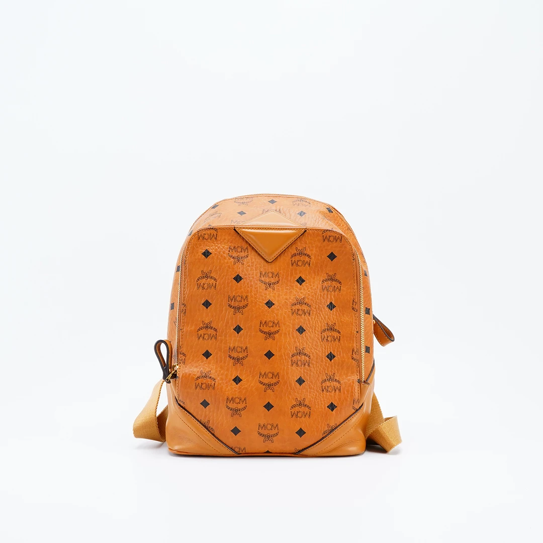 95新 MCM 男士双肩包小号/BG23006629【静文 】