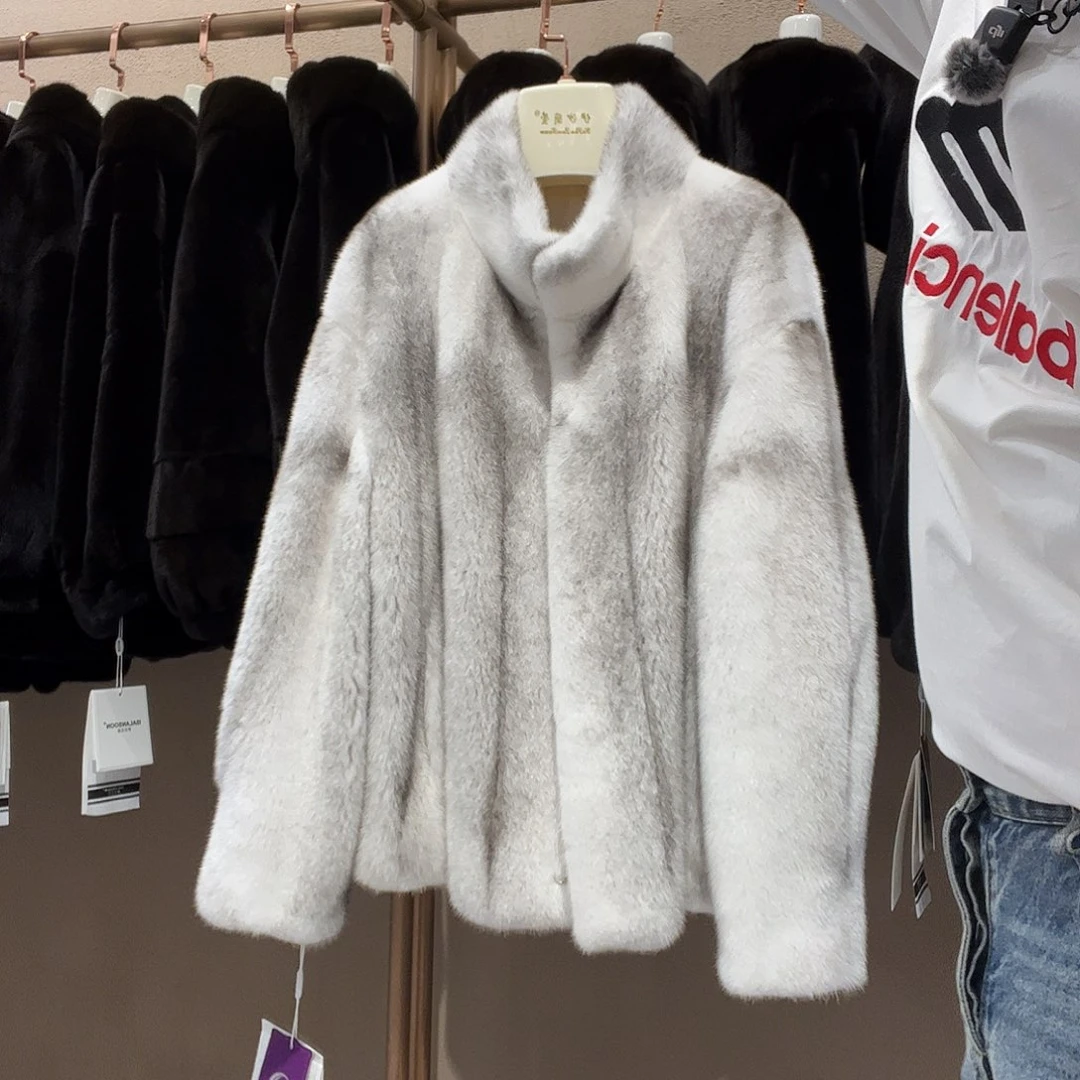 c***_24002银蓝十字水貂外套