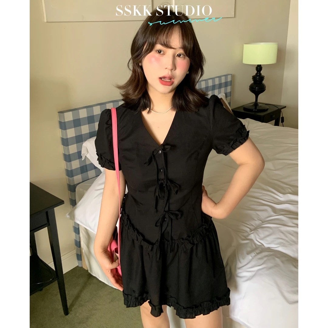 KMZY/KMZY山_山【法式少女】微胖女装韩版V领木耳边衬衫+短半裙套装