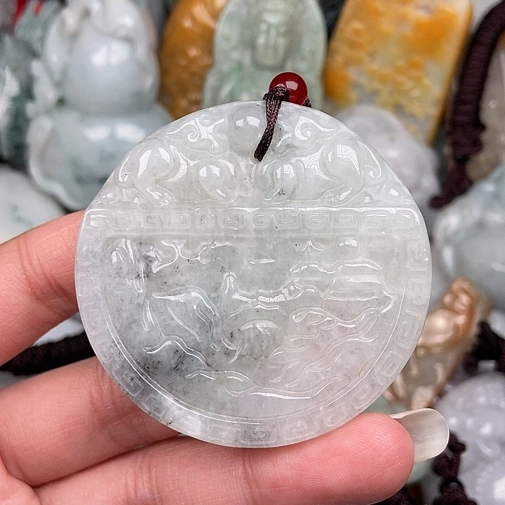 颈饰未镶嵌翡翠翡翠