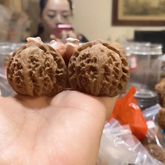 文玩核桃吊坠39宫灯