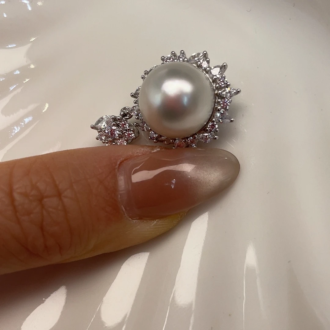 银S925镶嵌吊坠(不含链)海水珍珠