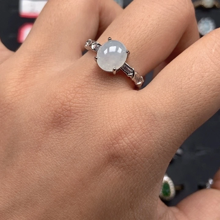 翡翠未镶嵌戒指戒指