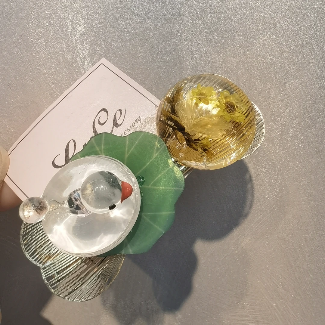 E249黄色干花小鸭子边夹