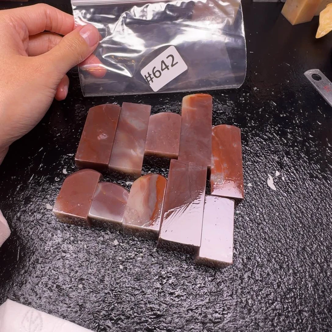 老挝石陈***à老挝石 老挝石