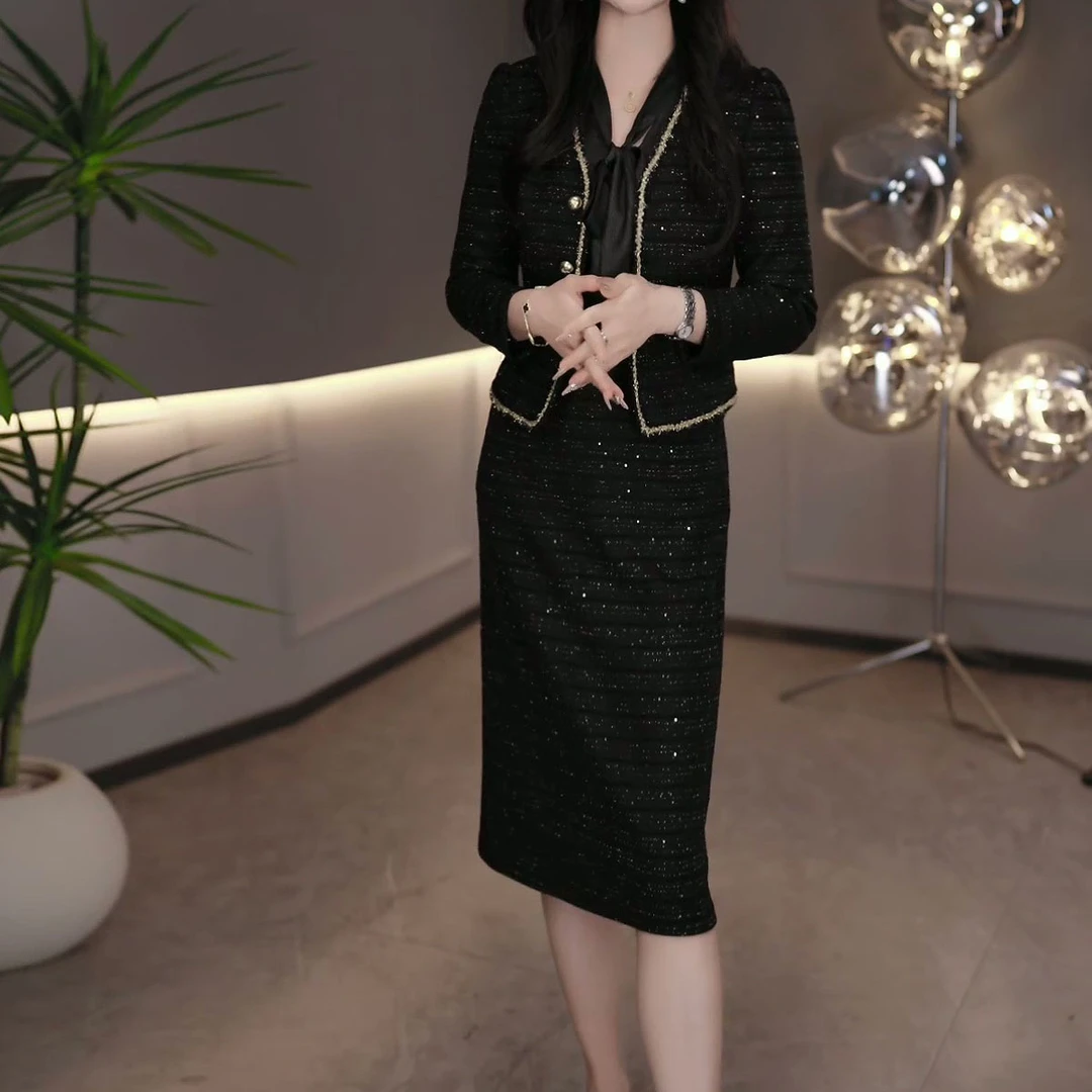 木雅软精纺2025秋季新款时尚小香风优雅轻奢显瘦短外套连衣裙套装