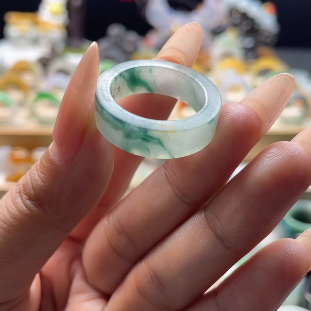 定制翡翠未镶嵌?*戒指
