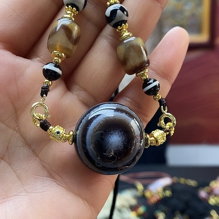 玛瑙/玉髓合金颈饰