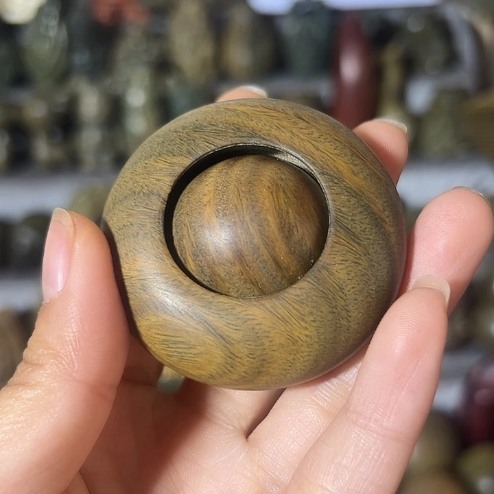 木ᕕ****ᕗ阿根廷绿檀转运珠