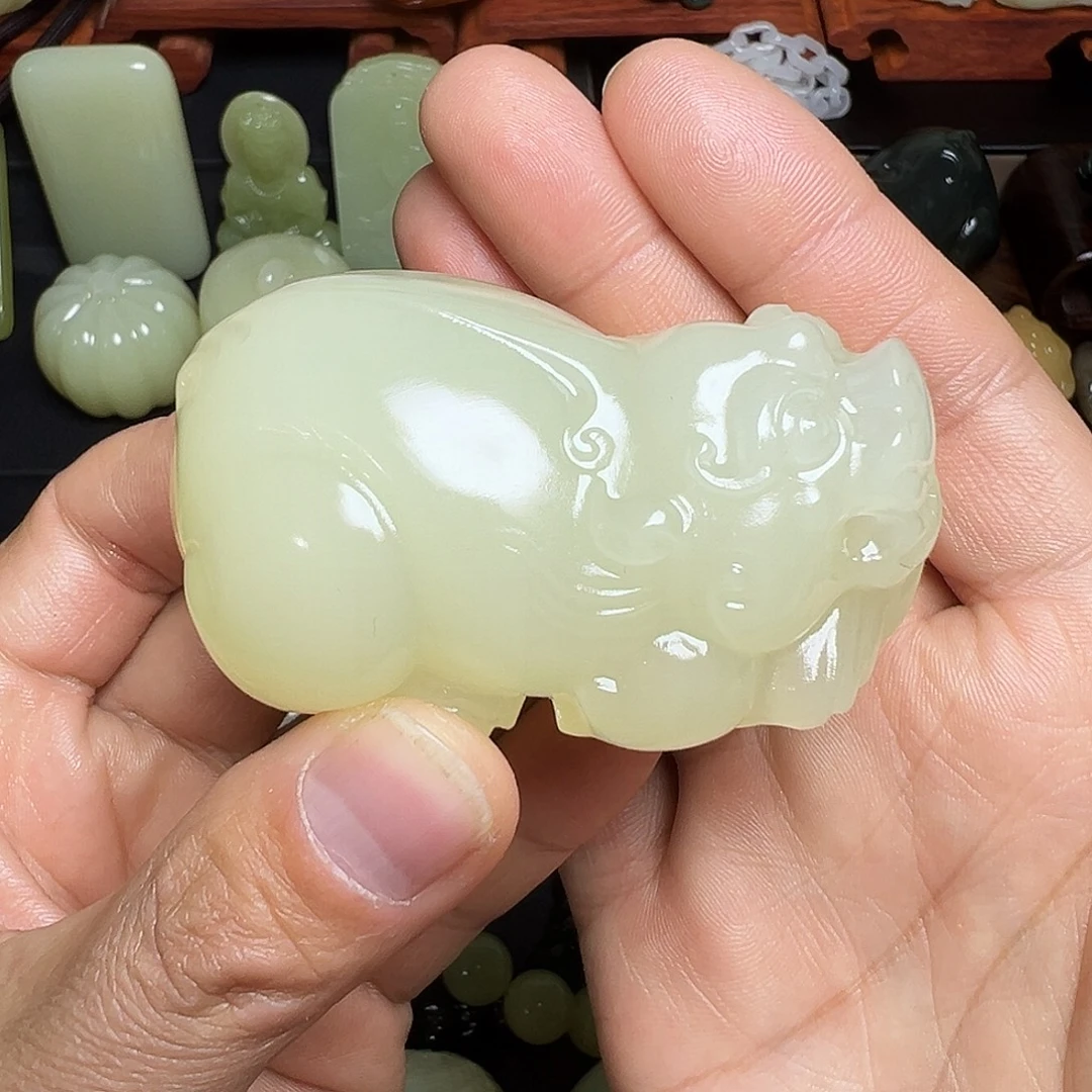 玉新疆天然料子精品