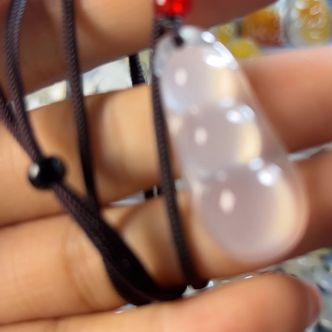 未镶嵌颈饰玛瑙/玉髓