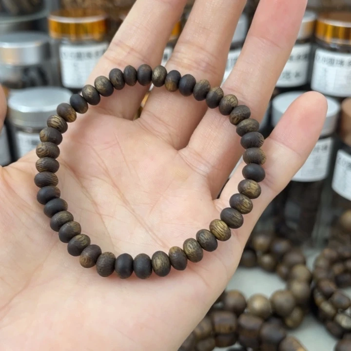 沉香沉香碎屑0.6算盘珠单圈