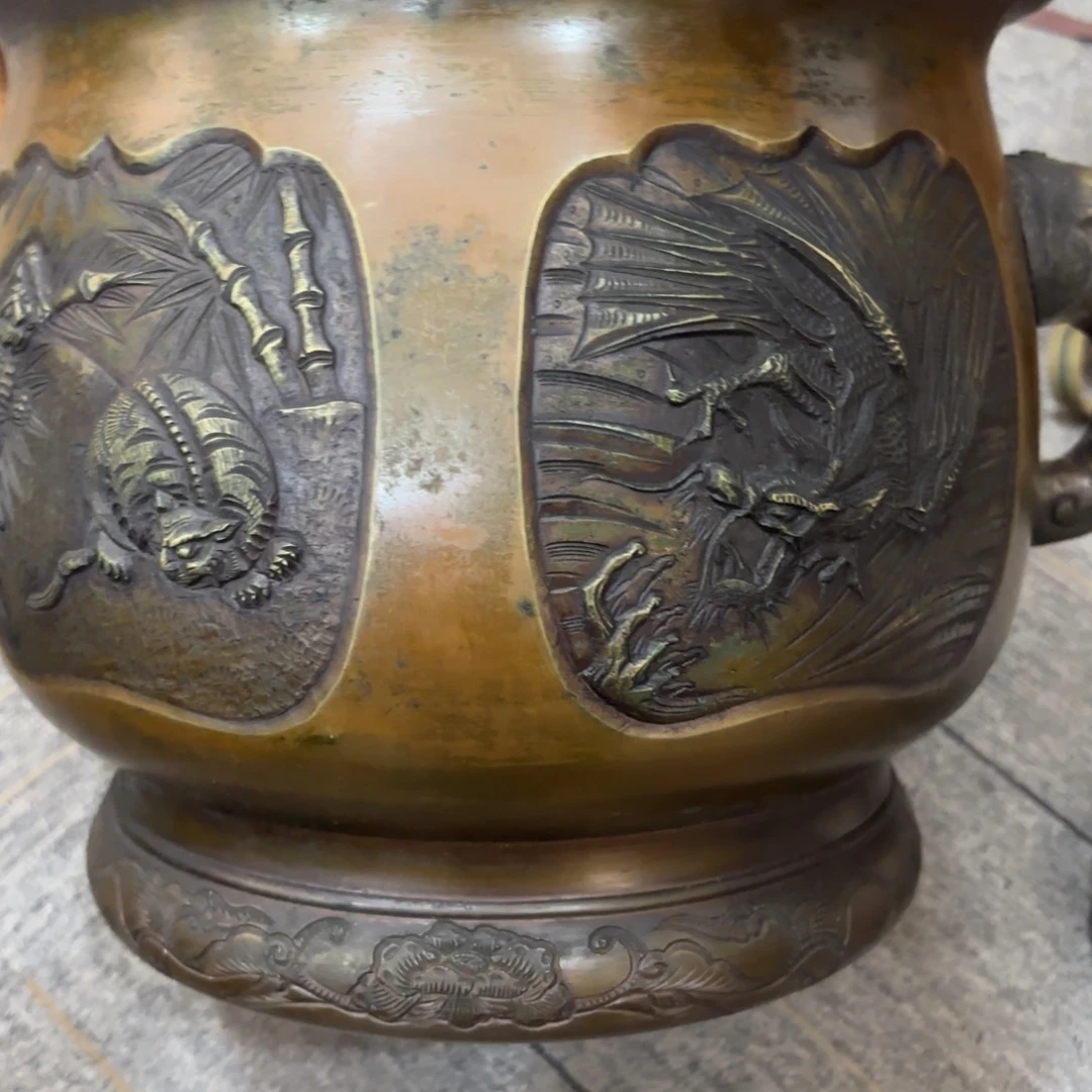 春***意非常喜欢这个瓷器