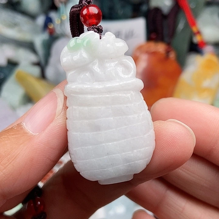 未镶嵌挂件翡翠翡翠