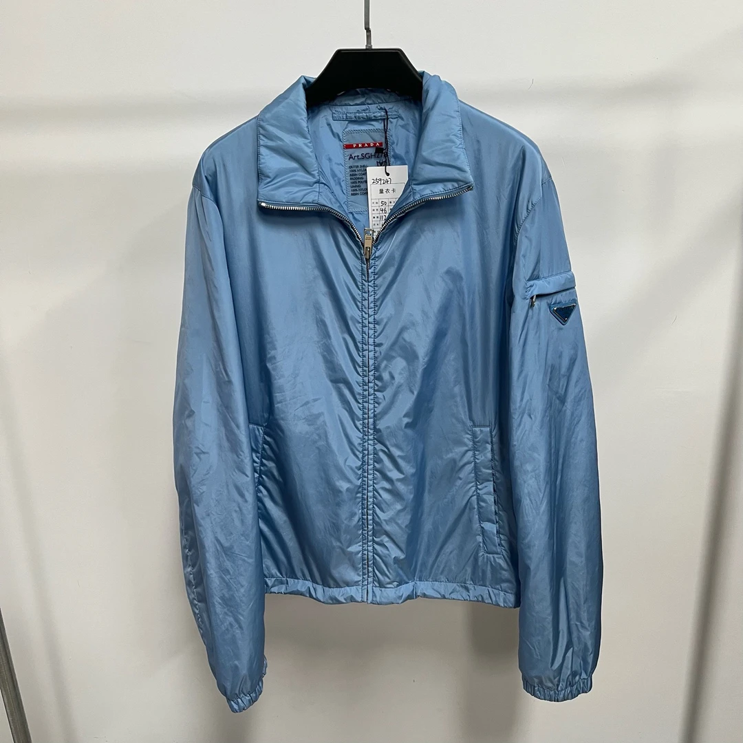 未使用 Prada/普拉达 铁三角标外套/50码/259247