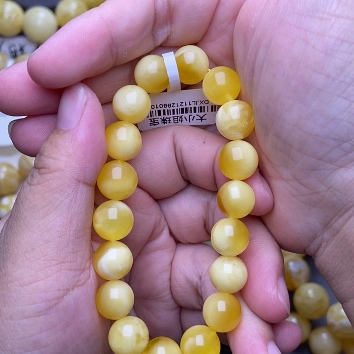 未镶嵌琥珀珠宝奇石蜜蜡68