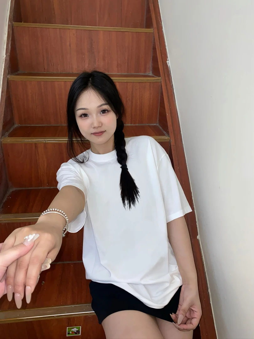 2025新款潮牌夏季圆领宽松短袖男女同款【L101-L190】