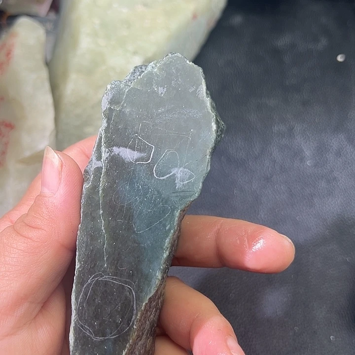 和田玉（糖玉）未镶嵌手镯