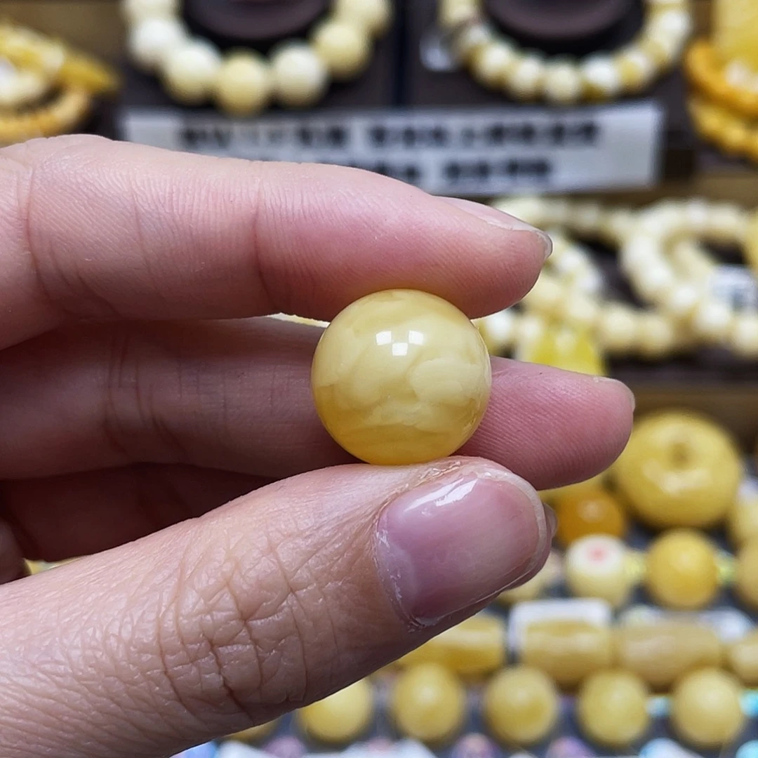 琥珀珠宝奇石未镶嵌15.6mm微瑕