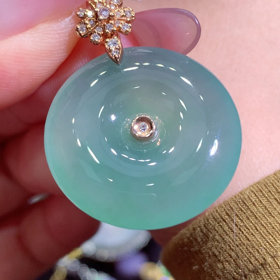 翡翠18K金镶嵌吊坠(不含链)