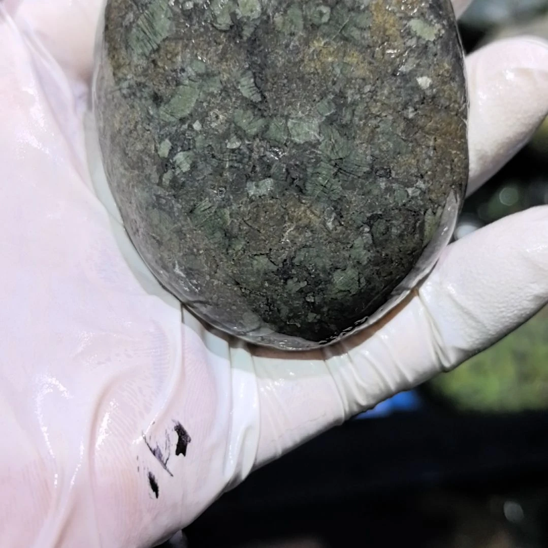 瑾***禾藏玉药王石原石一个