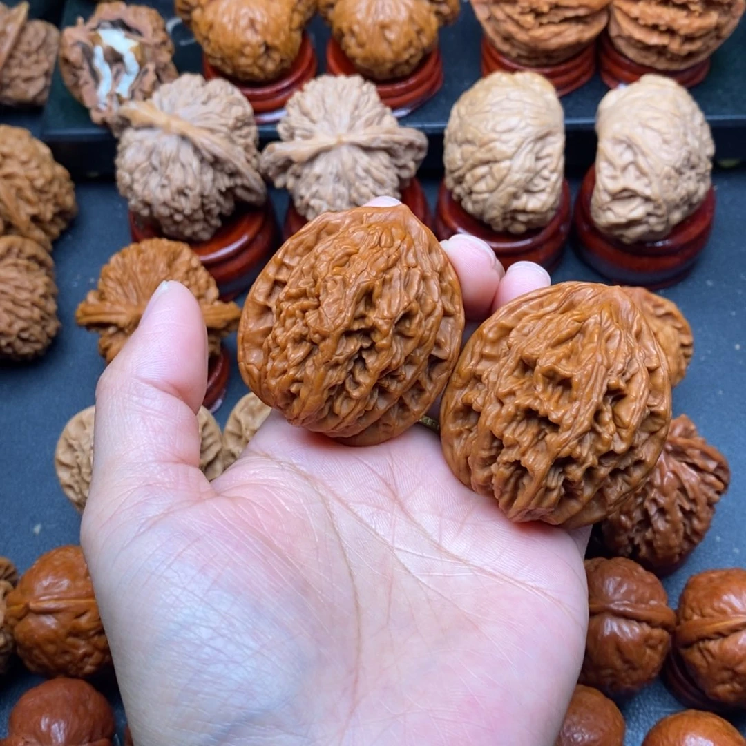 文玩核桃把件42虎头