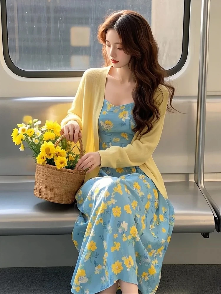 2025春季新款韩系穿搭高级感黄色针织开衫碎花连衣裙显瘦两件套女