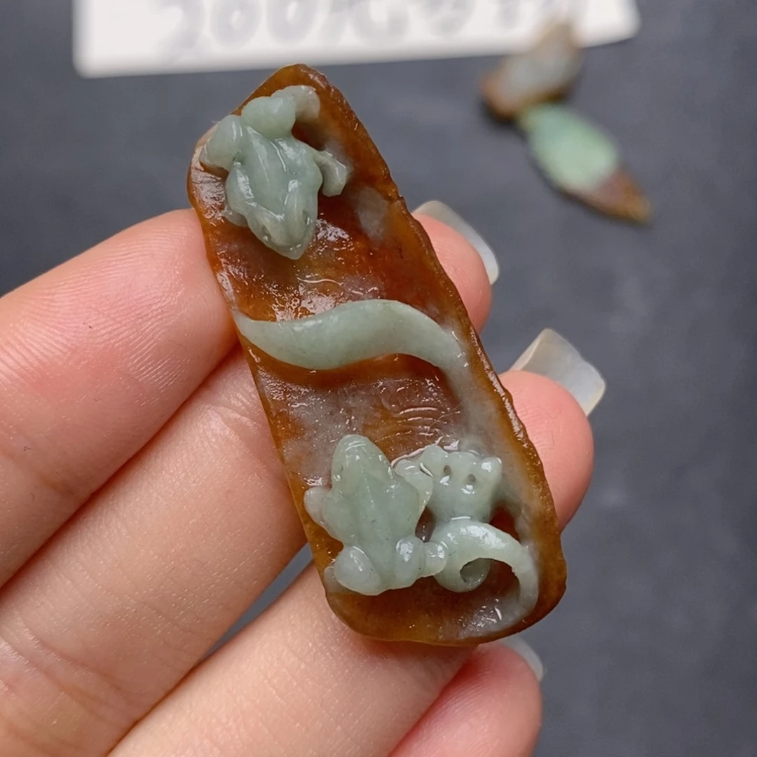 定制翡翠未镶嵌翡翠