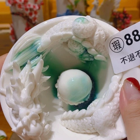 根据咯啦咯啦咯啦咯啦咯，啦啦