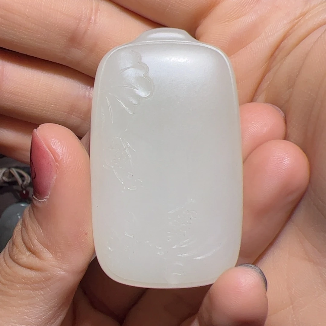 和田玉未镶嵌颈饰李*闹