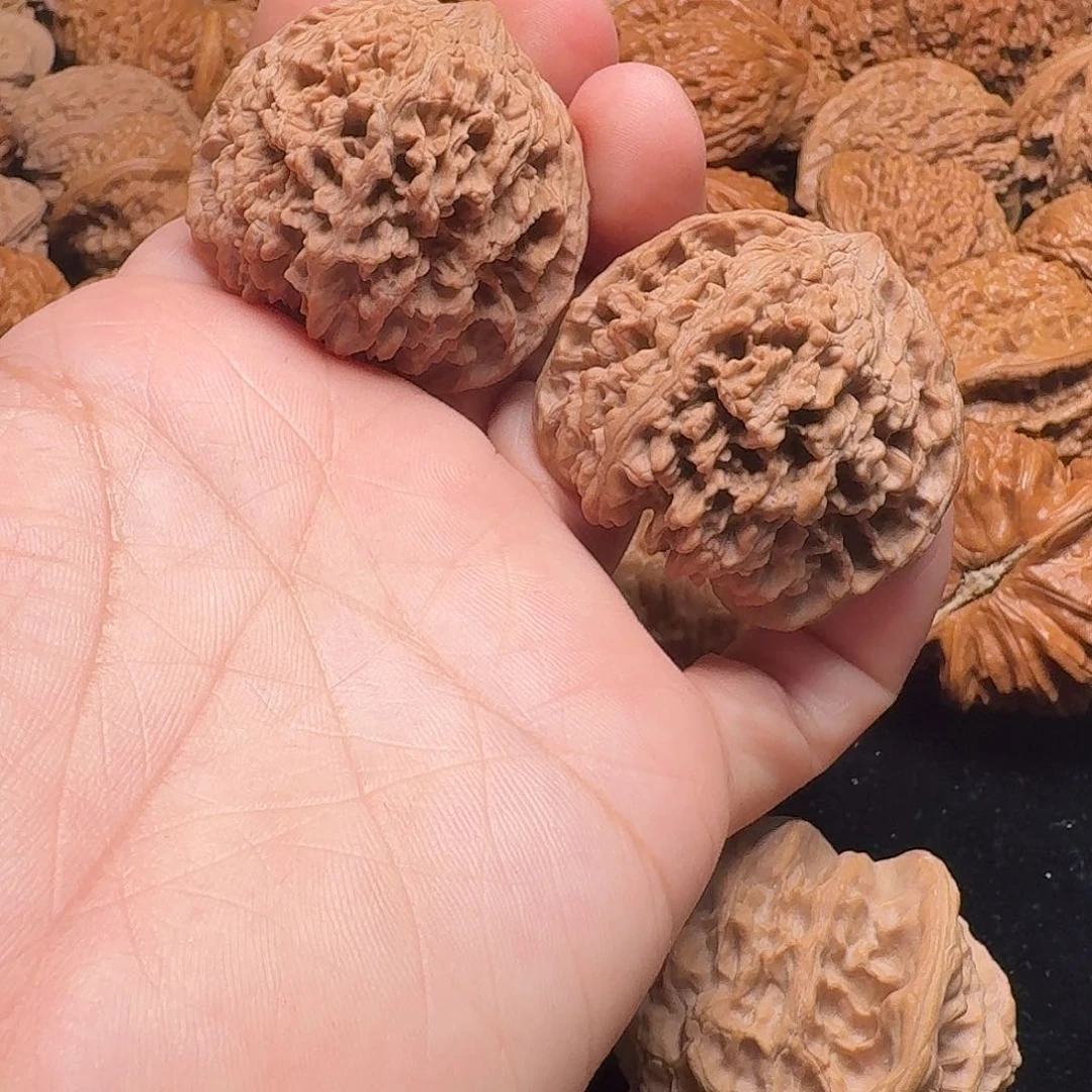 桃核吊坠满天星,全品