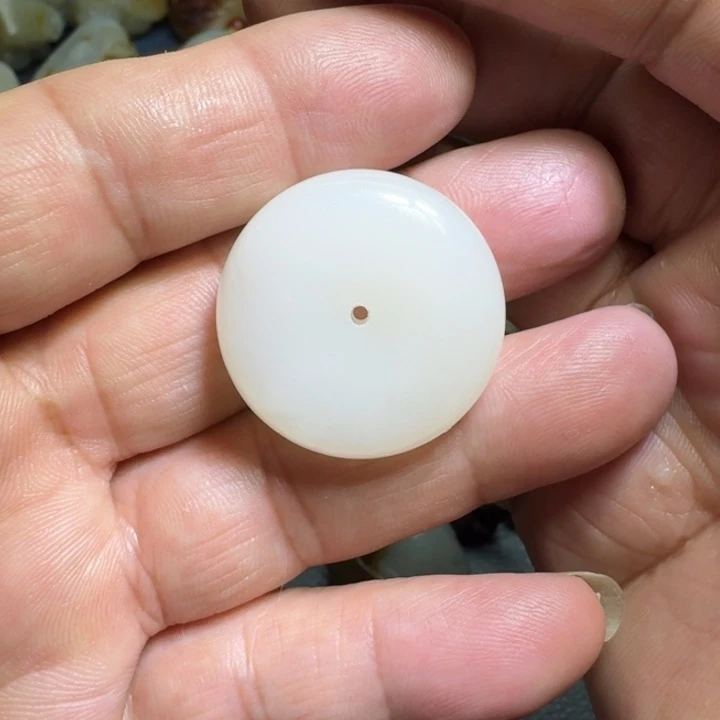 和田玉未镶嵌吊坠(不含链)