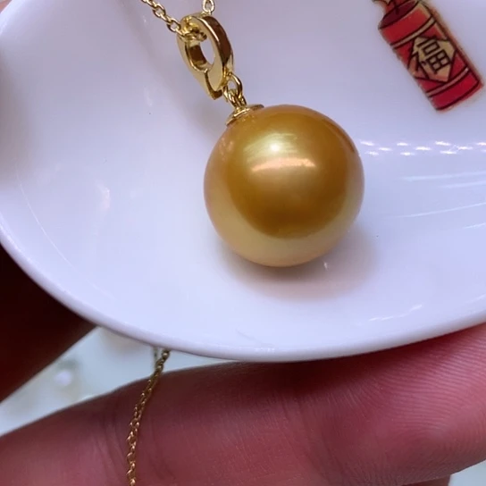 银S925镶嵌耳饰淡水珍珠