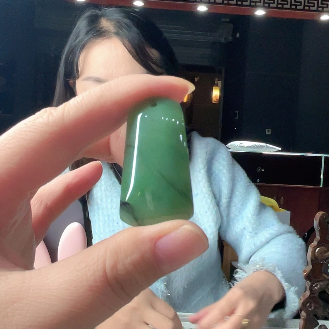 密玉（石英质玉）未镶嵌颈饰