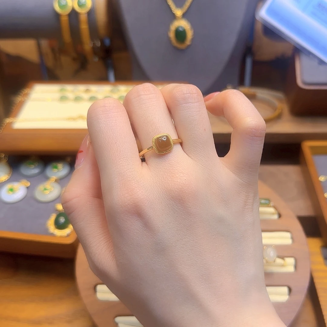 和田玉戒指银S925镀金镶嵌