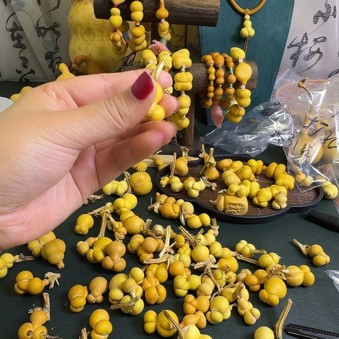 玥***白大叶紫檀（黑酸枝木类）