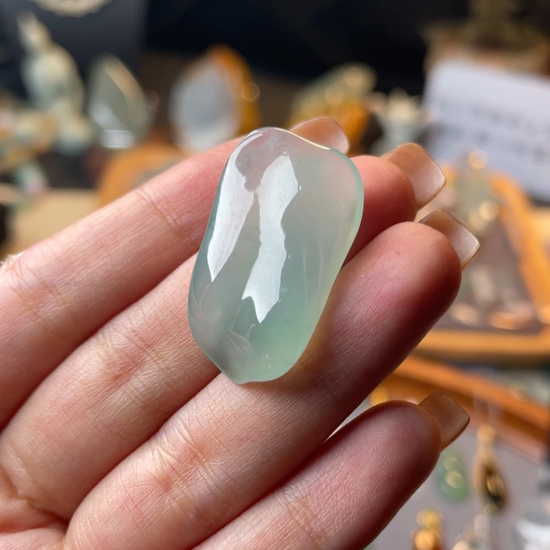 翡翠未镶嵌颈饰王*可吊坠