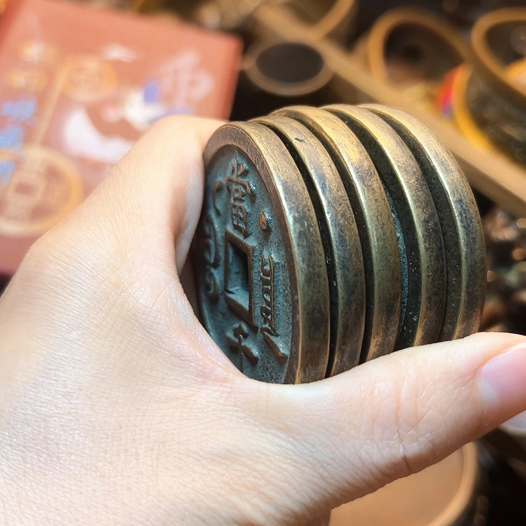 精美铜器工艺品等