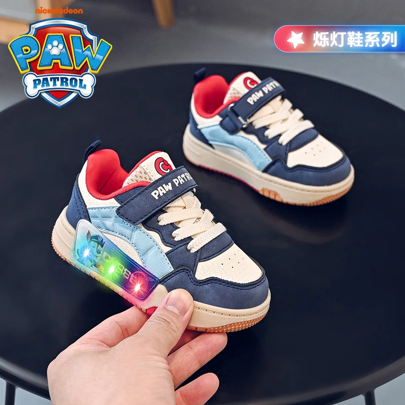 汪汪队2025春秋季新款男童运动鞋软底3-6岁儿童鞋子闪光亮灯鞋