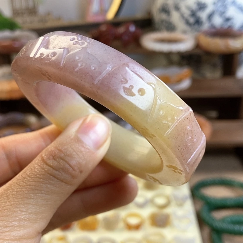 【闪购商品】石英质玉手镯未镶嵌50圈