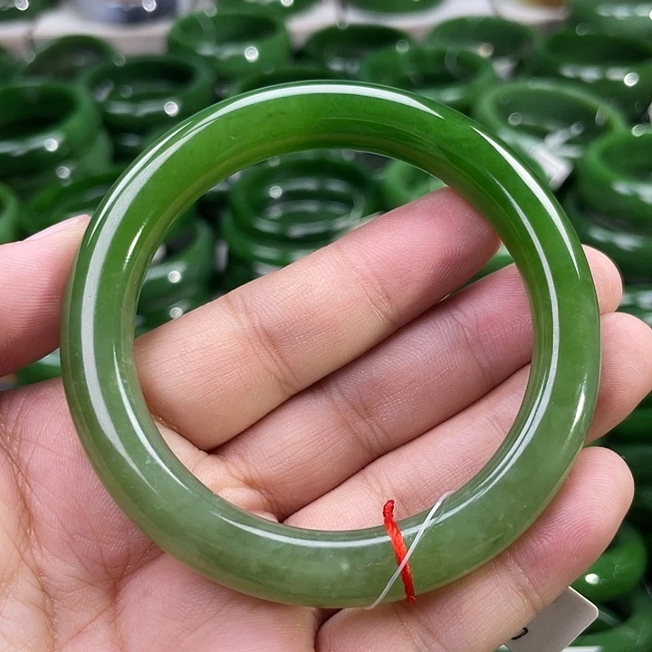 未镶嵌手镯和田玉（碧玉）