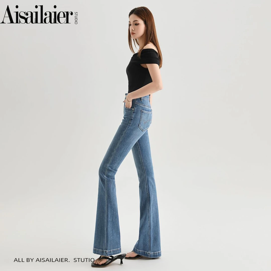 法式复古高腰微喇牛仔裤女2025年春秋新款筷子裤修身显瘦喇叭裤